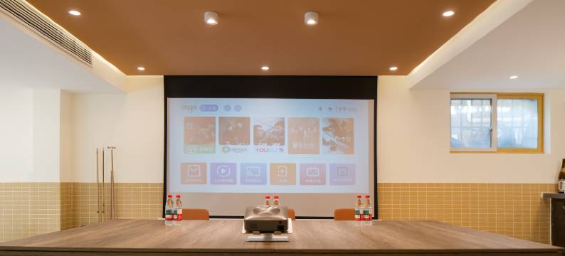 西湖52设计师民宿(西湖灵隐店)图片