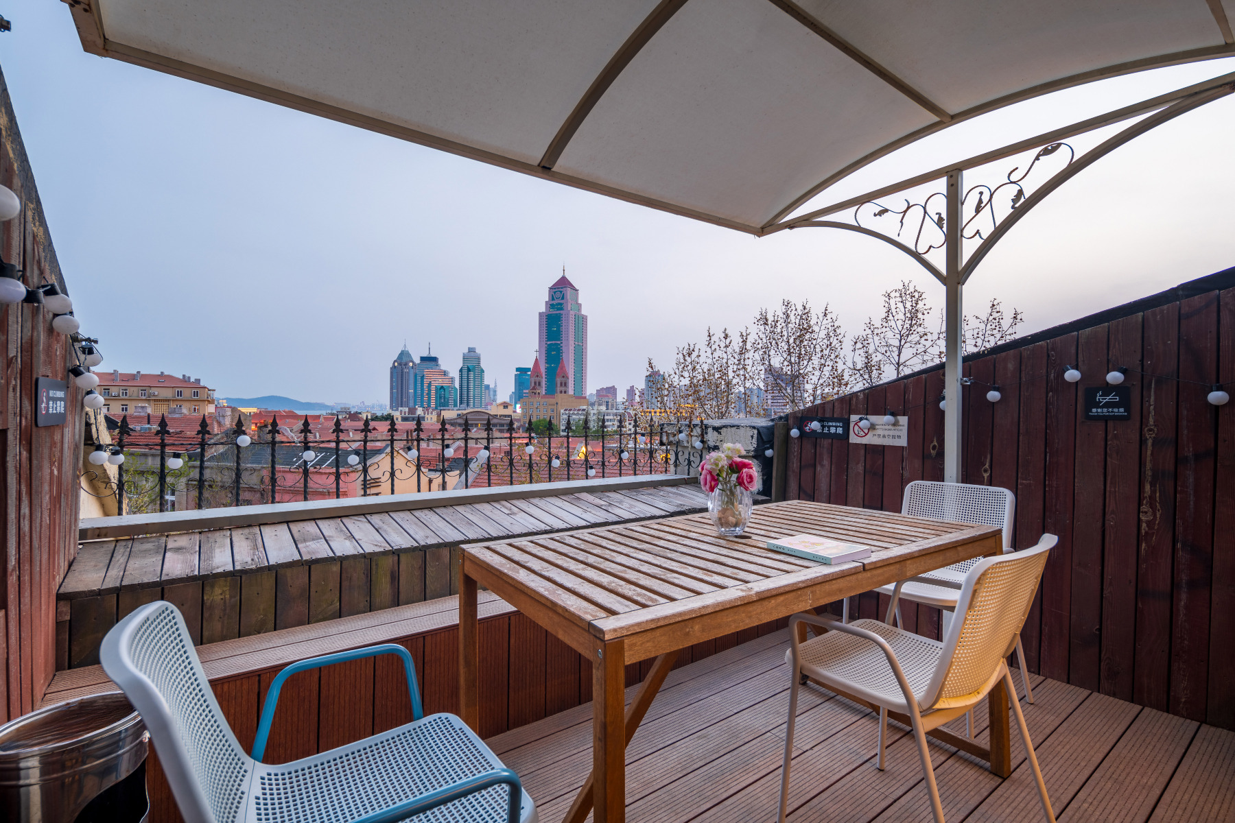 Kaiyue Hostel Hotel Overview