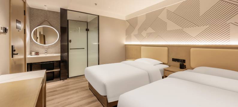 柏曼酒店(北京鸟巢奥体中心地铁站店)图片