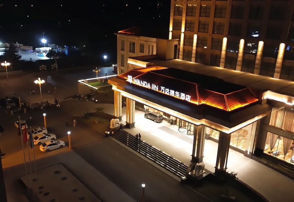 万锦酒店外景图