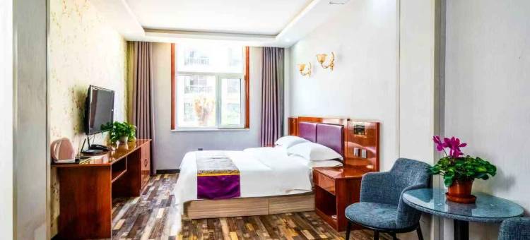 顺航精选酒店(西宁曹家堡机场店)图片