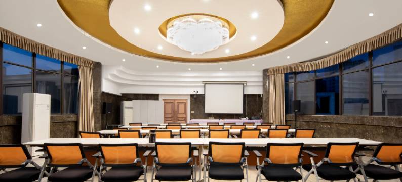 艾美瑞酒店(十堰市政府环球港店)图片