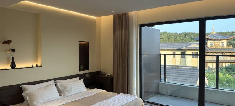 牧云・温泉别墅｜海景风光｜花园艺术民宿(盛唐岚山步行街店)图片