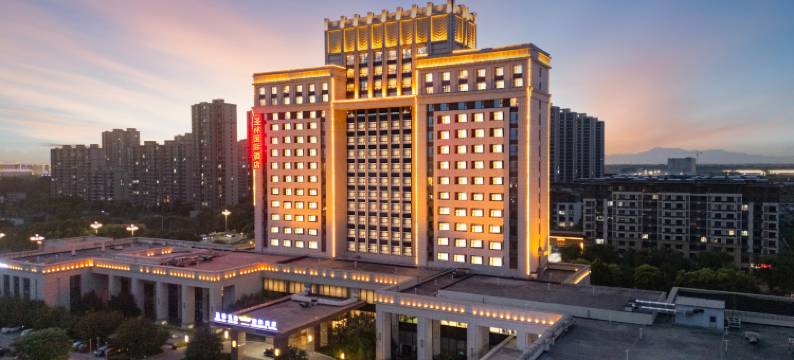 圣林花园国际酒店图片