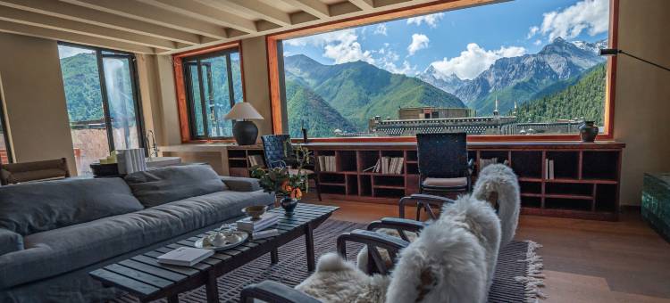 亚丁岚岳酒店图片