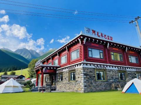 道孚阿克卓巴庄园