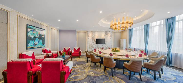 黄金海景大酒店(海口万绿园万象城店)图片