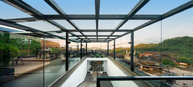 金叶子度假酒店(西江千户苗寨西门游客服务中心店)图片