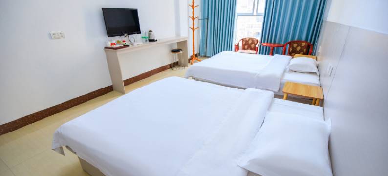 宝利百福酒店(浦北汽车站店)图片