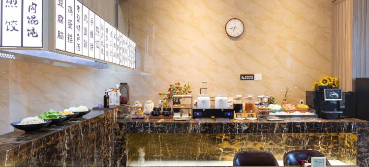 沈阳浦江东方河景酒店(奥体中心地铁站盛京大奥莱店)图片