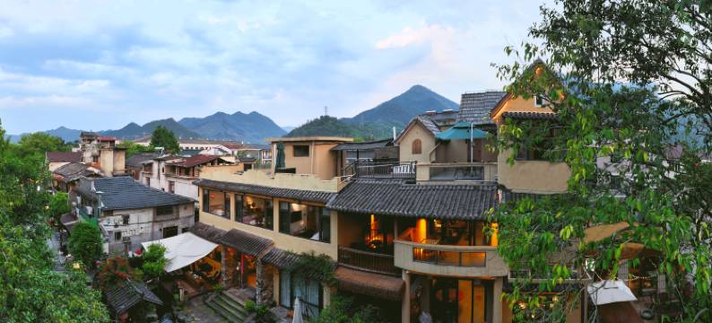 古堰画乡江居小隐民宿(香樟广场店)图片