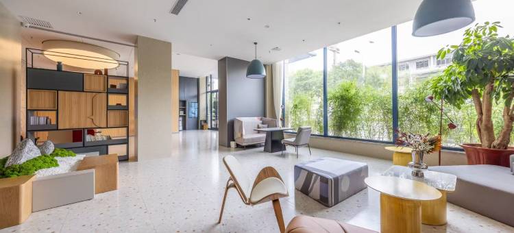 Yunik电竞酒店(张掖大佛寺市政府店)图片