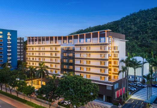 珠海情侣路爱情邮局亚朵酒店外景图