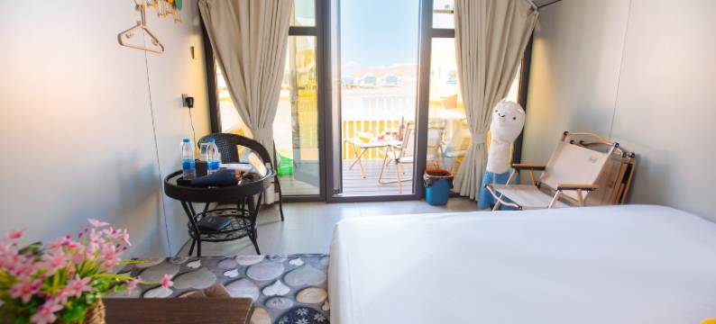 沙漠行者星空露营地图片