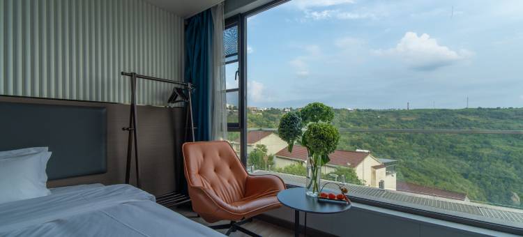 赏雾佳居民宿(新昌下岩贝店)图片