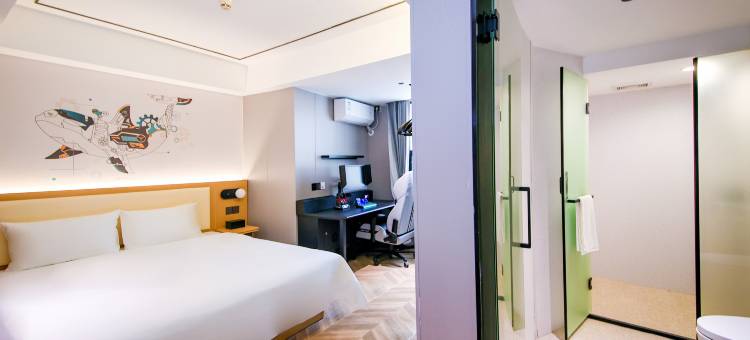 网鱼电竞酒店 (罗湖向西村地铁站店)图片