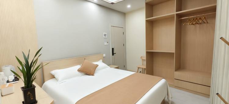 轻风徐来民宿(陶溪川文创街区店)图片