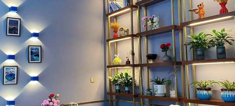 如家UP华驿智旅酒店(甘孜巴塘318国道店)图片