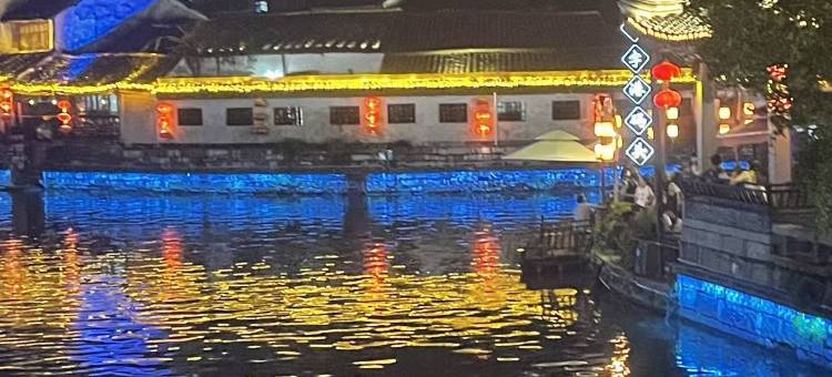 汇智酒店(湖州中国织里童装城店)图片