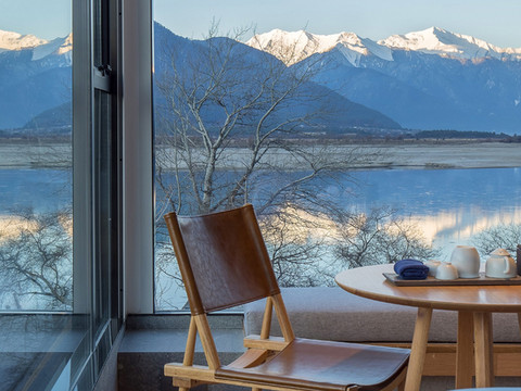 山泽居度假酒店(林芝机场店)