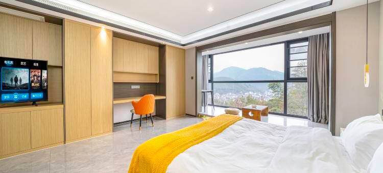 安吉半山度·轻奢度假公寓(云上草原度假村店)图片
