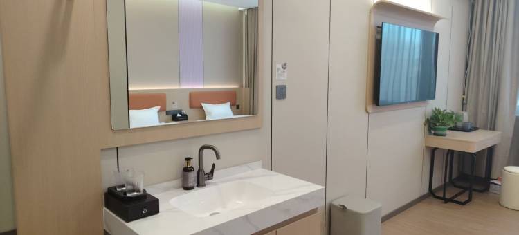 如家UP华驿精选酒店(朝阳喀左公营子店)图片