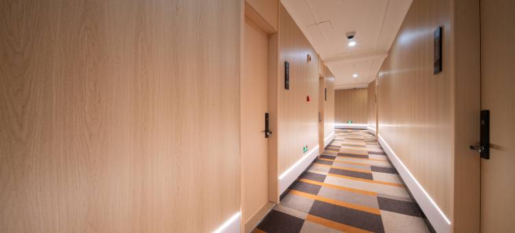 贝壳酒店(上海陆家嘴世纪大道地铁站店)图片