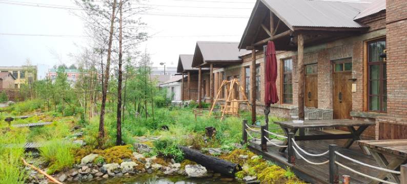 满归岭上花开民宿图片