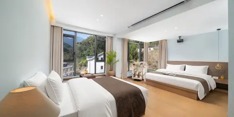 隱泉•HolidayVilla望山觀景民宿(三清山港首索道店)