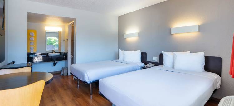 普莱森顿6号汽车旅馆(Motel 6 Pleasanton, CA)图片