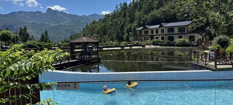 齐家山居民宿(麻城龟峰山景区店)图片