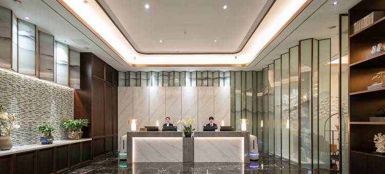 长沙岳麓顾奈丽呈酒店(观沙岭地铁站店)图片