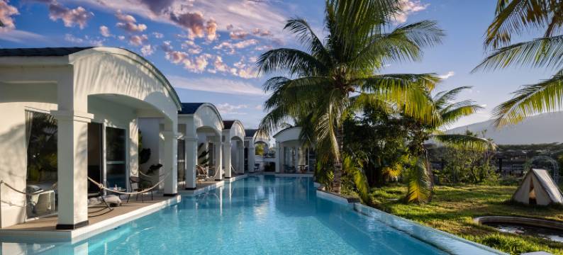 无界 · 空间设计酒店(亚龙湾博后村店)图片