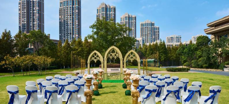 泰州万象城世茂茂御酒店图片