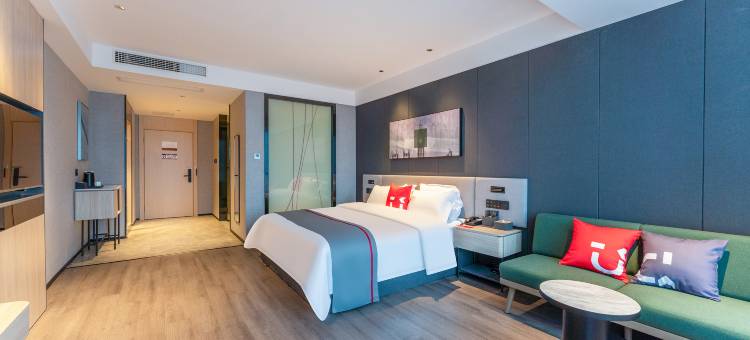 伟翔智选酒店图片