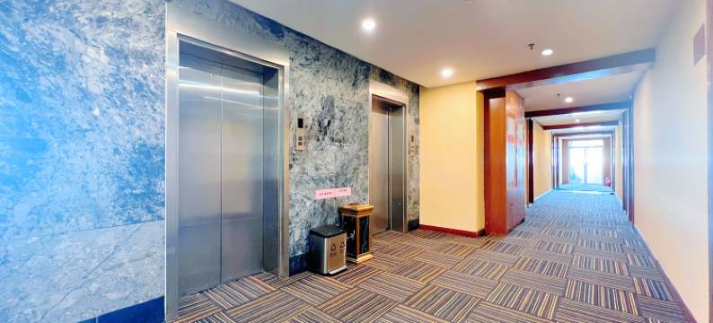 军培酒店(南宁朝阳广场三街两巷店)图片