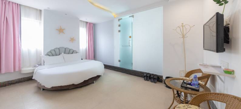 爱丽斯精品公寓(挂绿广场荔城店)图片