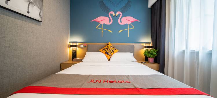 骏怡连锁酒店(新安职教中心店)图片