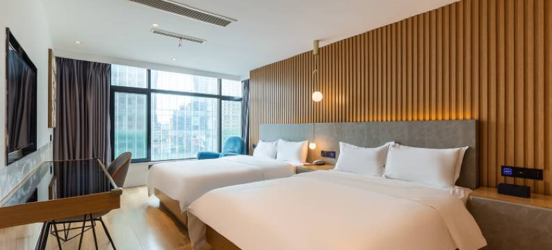 小兔几酒店(重庆解放碑步行街店)图片