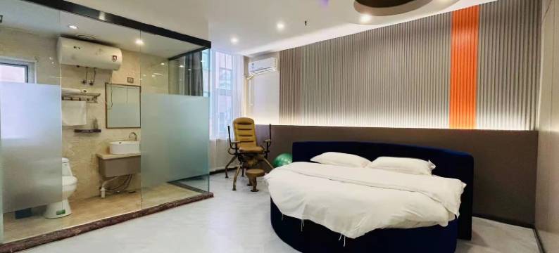 桦甸枫林晚主题宾馆图片