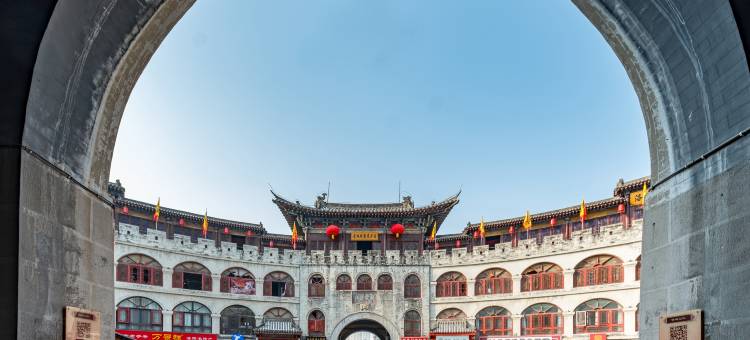 花筑·悟时民宿(洛邑古城丽景门十字街店)图片