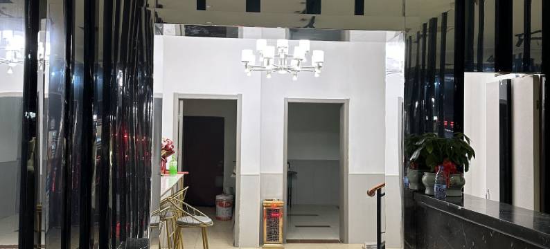 武汉东晟宾馆(百步亭花园现代城丹水池地铁站店)图片