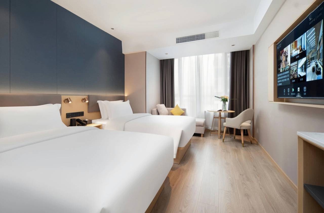 艺龙安云酒店(万绿园友谊阳光城店)