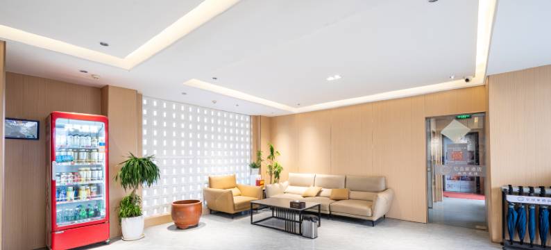 亿品家酒店(武汉江城大道一号车市店)图片