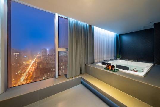 AI住未来酒店(陕西历史博物馆小寨地铁站店)图片