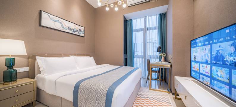 尊享国际公寓(深圳华强北燕南地铁站店)图片