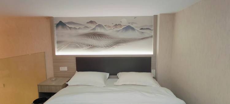 江门汐邻公寓(江门东站江海万达店)图片