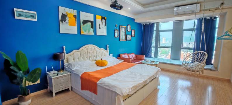 初夏民宿(人民广场店)图片