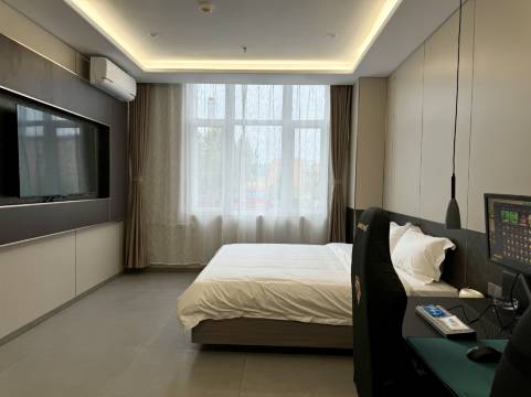 MAX卓威·电竞酒店(大连机场店)