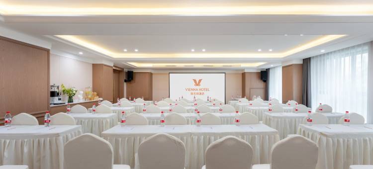 维也纳酒店(重庆融创文旅城店)图片